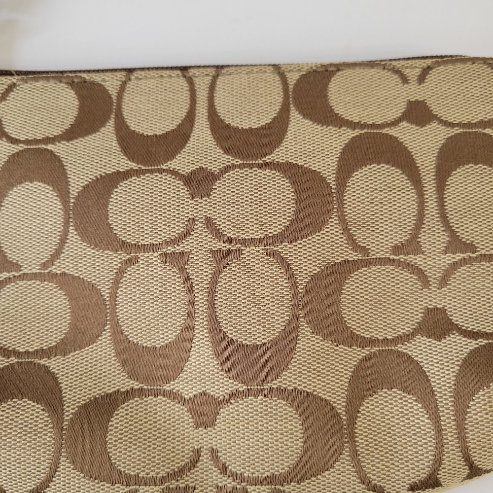 Coach Canvas Signature C's wristlet - Picture 4 of 12